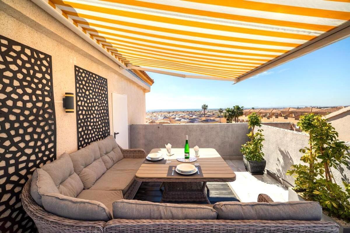 Penthouse Bellavista With Sea Views Lägenhet Torrevieja Exteriör bild